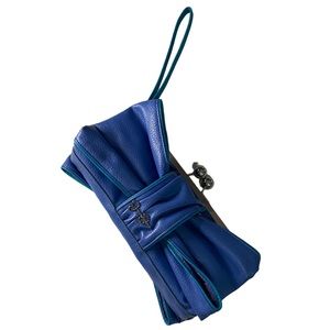 Jessica Simpson bow clutch